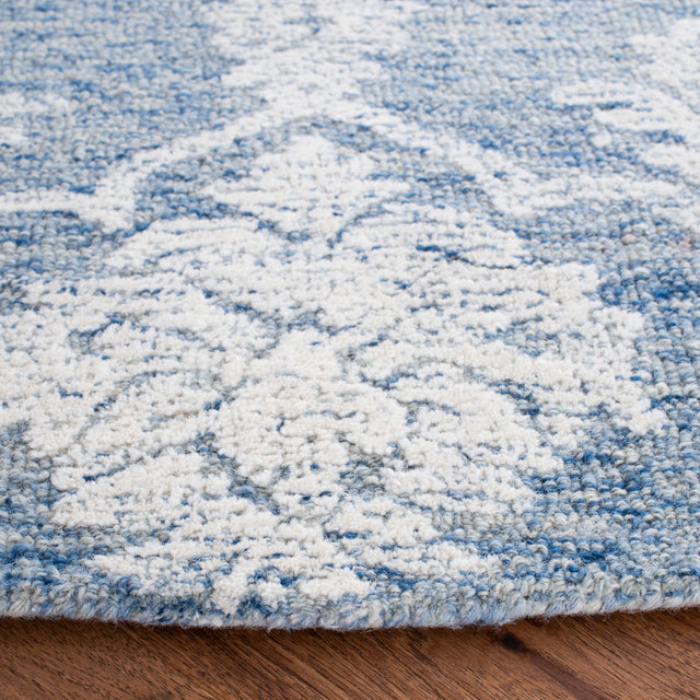 Safavieh Metro Met996M Blue/Ivory Rugs.
