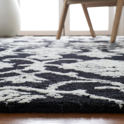 Safavieh Metro Met996Z Black/Ivory Area Rug