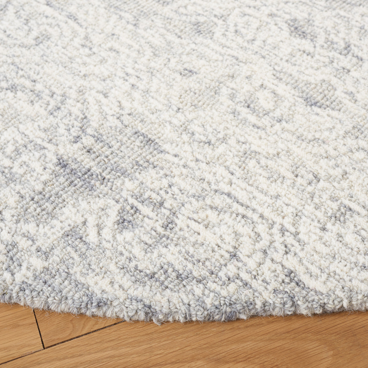 Safavieh Metro Met997G Light Grey/Ivory Rugs.