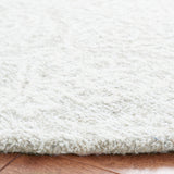 Safavieh Metro Met998A Natural/Ivory Rug.