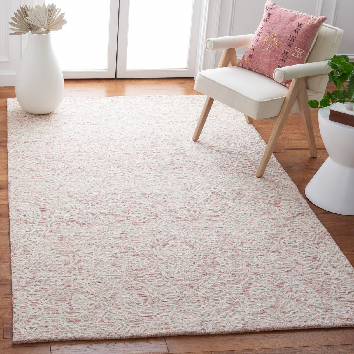 Safavieh Metro Met998U Pink/Ivory Rugs.