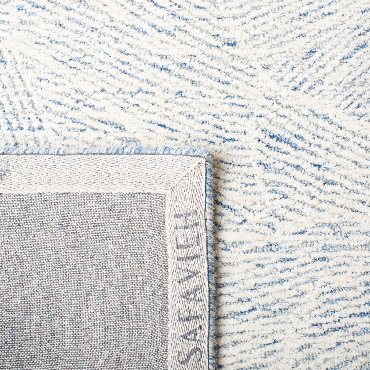Safavieh Metro Met999M Blue/Ivory Rugs.