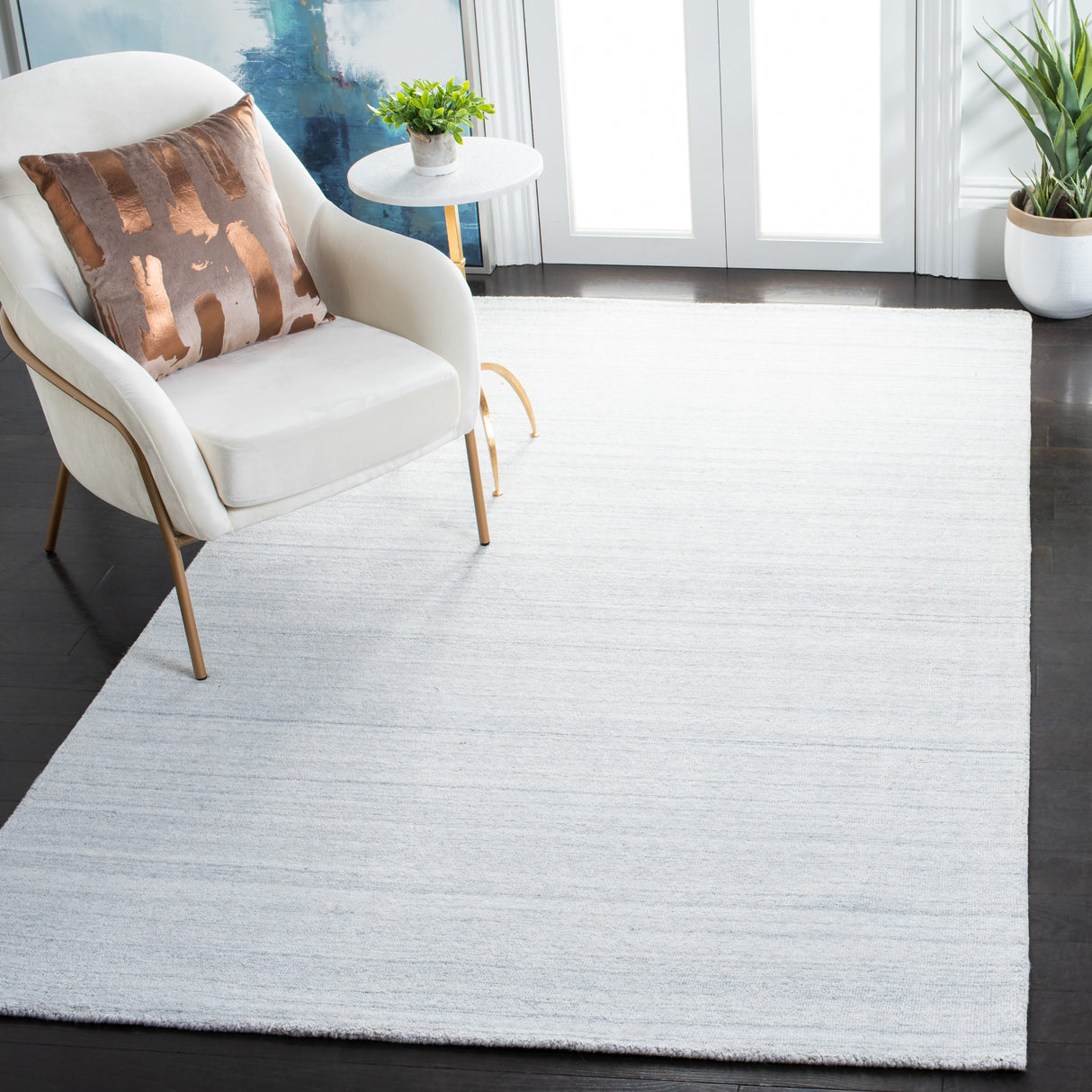 Safavieh Mirage Mir275G Light Grey Rugs.