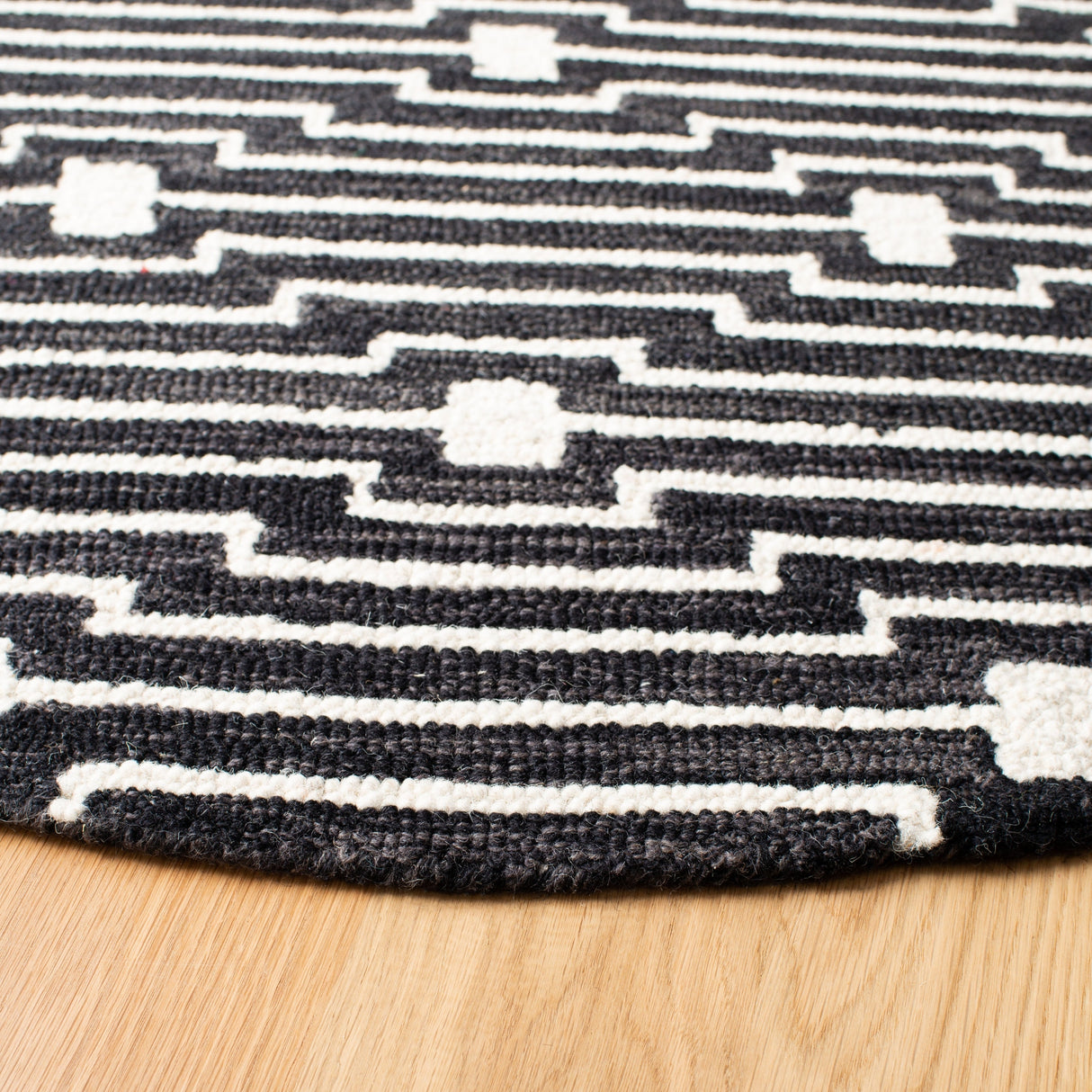 Safavieh Micro-Loop Mlp166H Charcoal/Ivory Rugs.