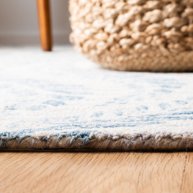 Safavieh Micro-Loop Mlp170A Ivory/Blue Rugs.
