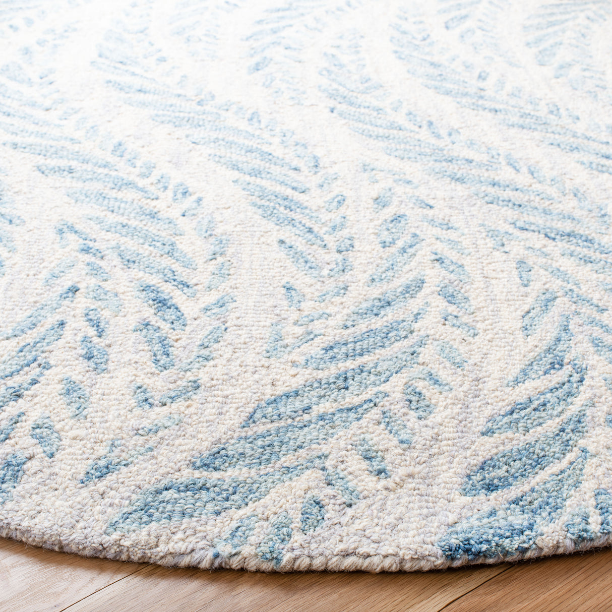Safavieh Micro-Loop Mlp170A Ivory/Blue Rugs.
