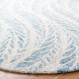 Safavieh Micro-Loop Mlp170A Ivory/Blue Rugs.