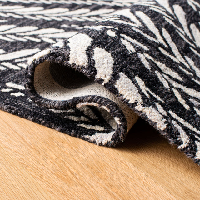 Safavieh Micro-Loop Mlp170H Charcoal/Ivory Rugs.