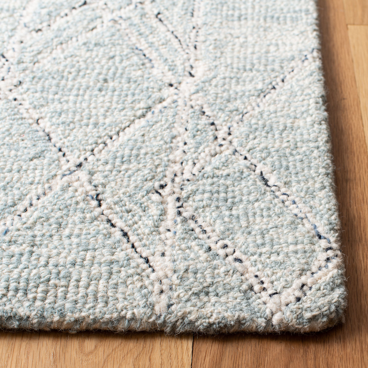 Safavieh Micro-Loop Mlp172A Ivory/Light Blue Rugs.