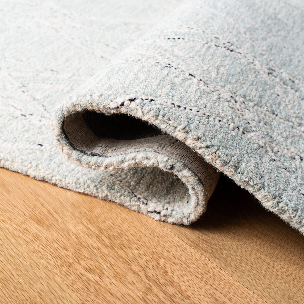 Safavieh Micro-Loop Mlp172A Ivory/Light Blue Rugs.
