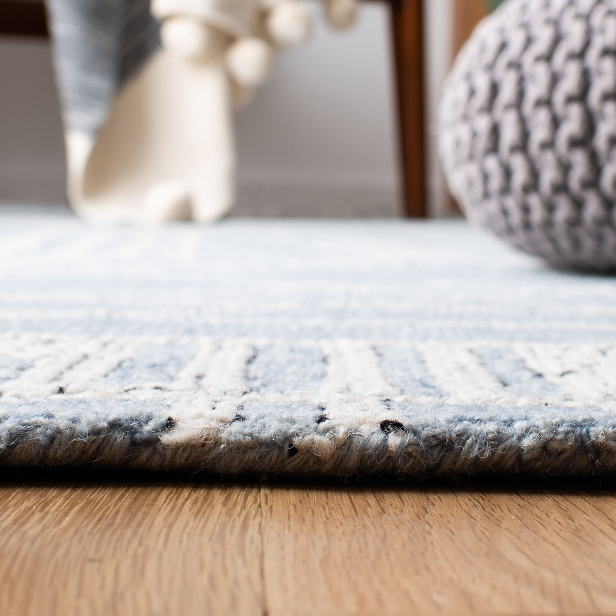 Safavieh Micro-Loop Mlp173M Light Blue/Ivory Rugs.