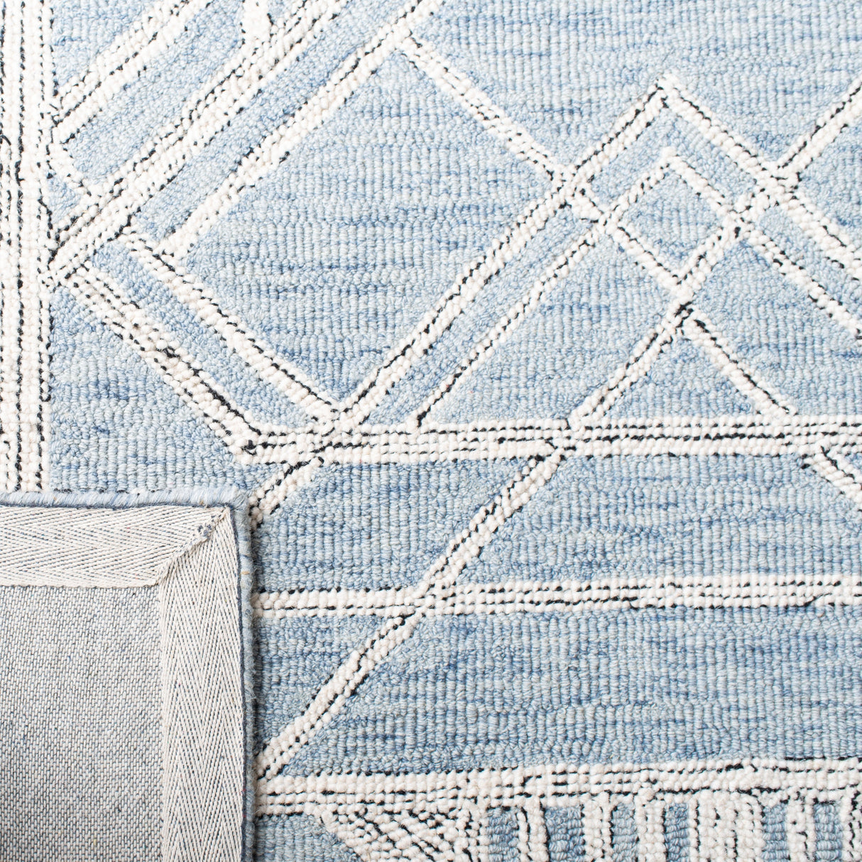 Safavieh Micro-Loop Mlp173M Light Blue/Ivory Rugs.