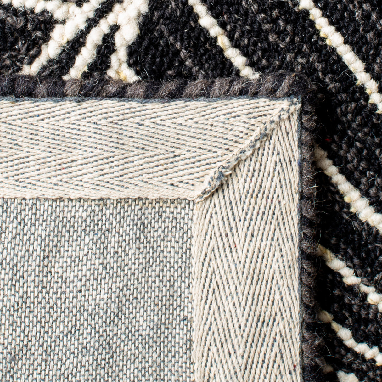 Safavieh Micro-Loop Mlp174H Charcoal/Ivory Rugs.