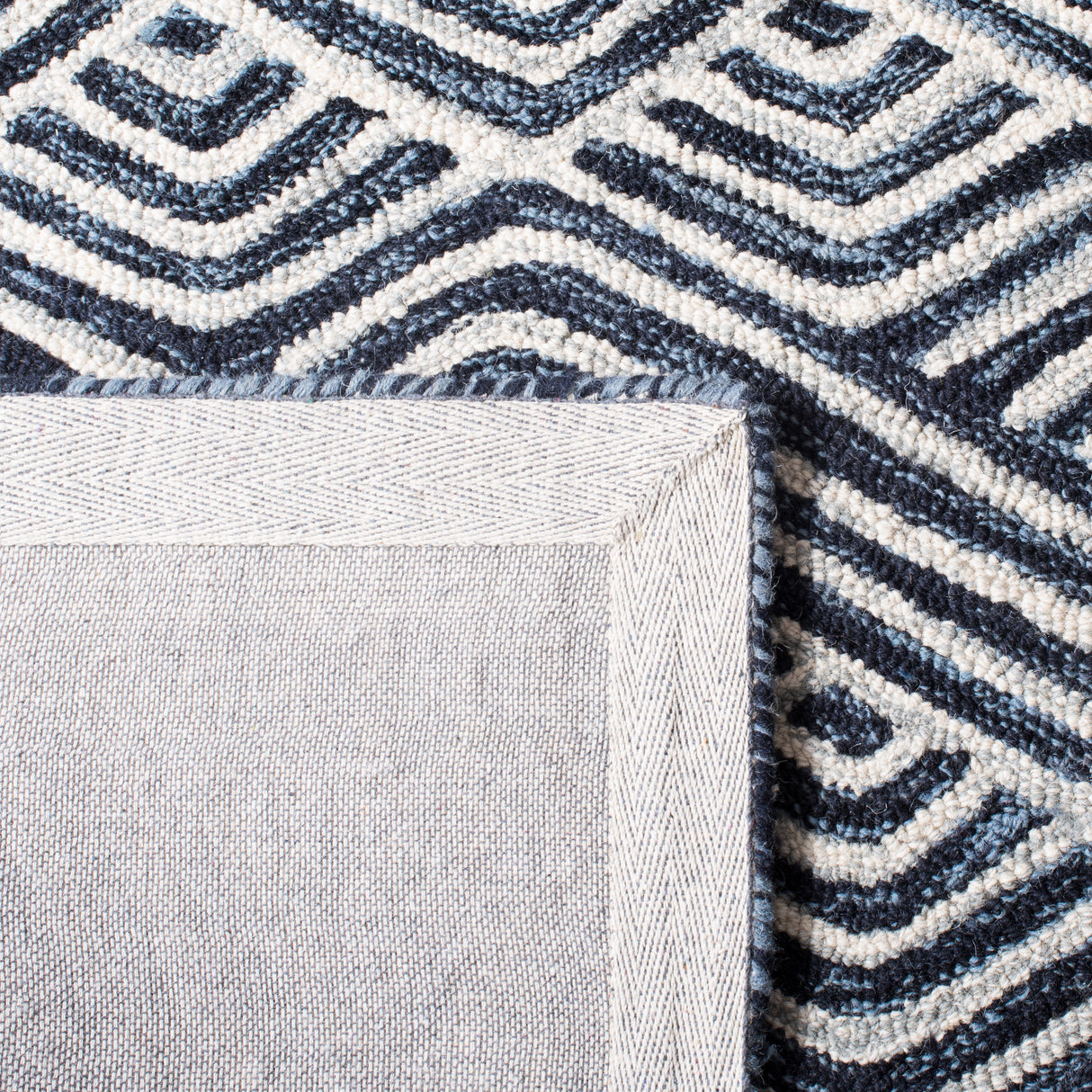 Safavieh Micro-Loop Mlp175M Dark Blue/Ivory Rugs.