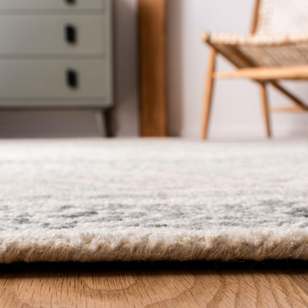 Safavieh Micro-Loop Mlp206A Ivory/Grey Rugs.