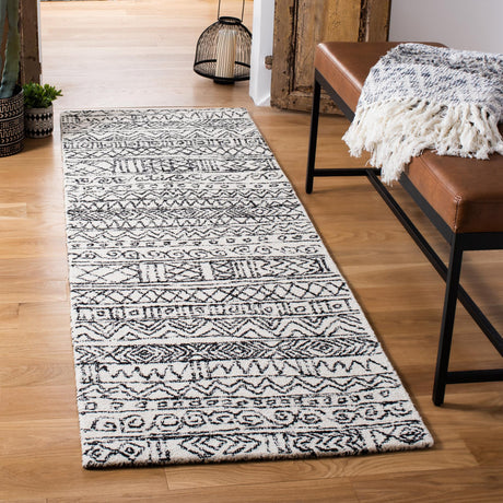 Safavieh Micro-Loop Mlp228A Ivory/Black Area Rug