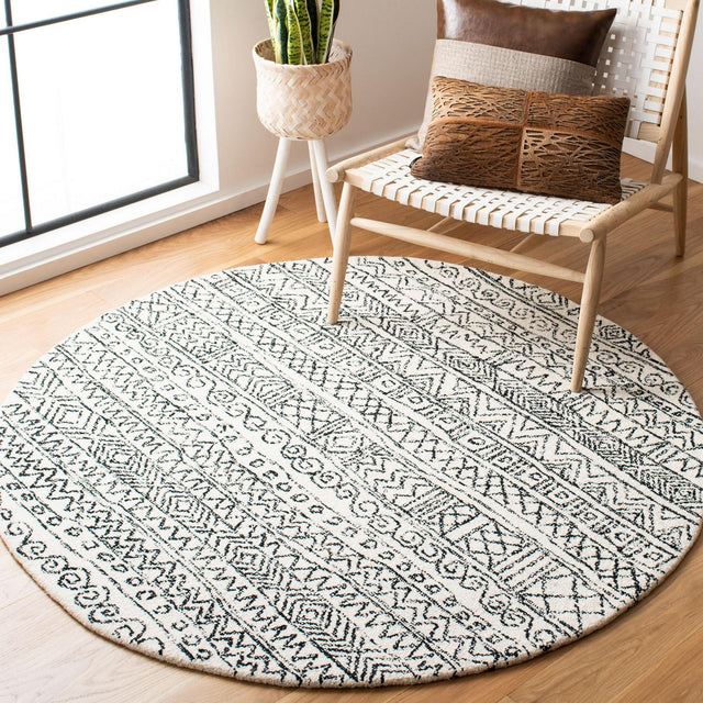 Safavieh Micro-Loop Mlp228A Ivory/Black Rugs.
