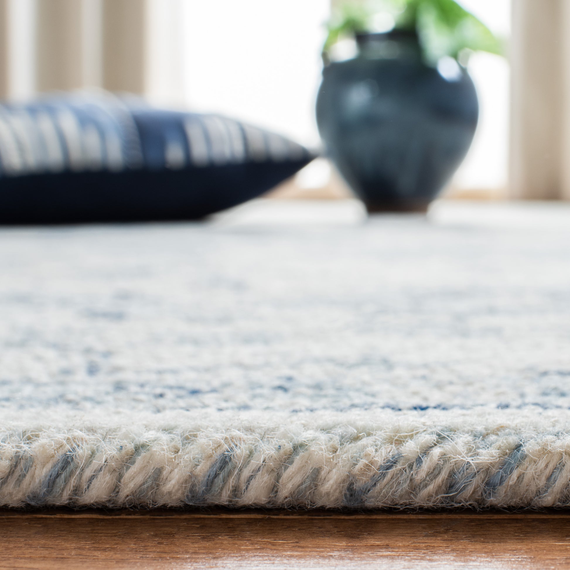 Safavieh Micro-Loop Mlp276M Blue/Ivory Area Rug