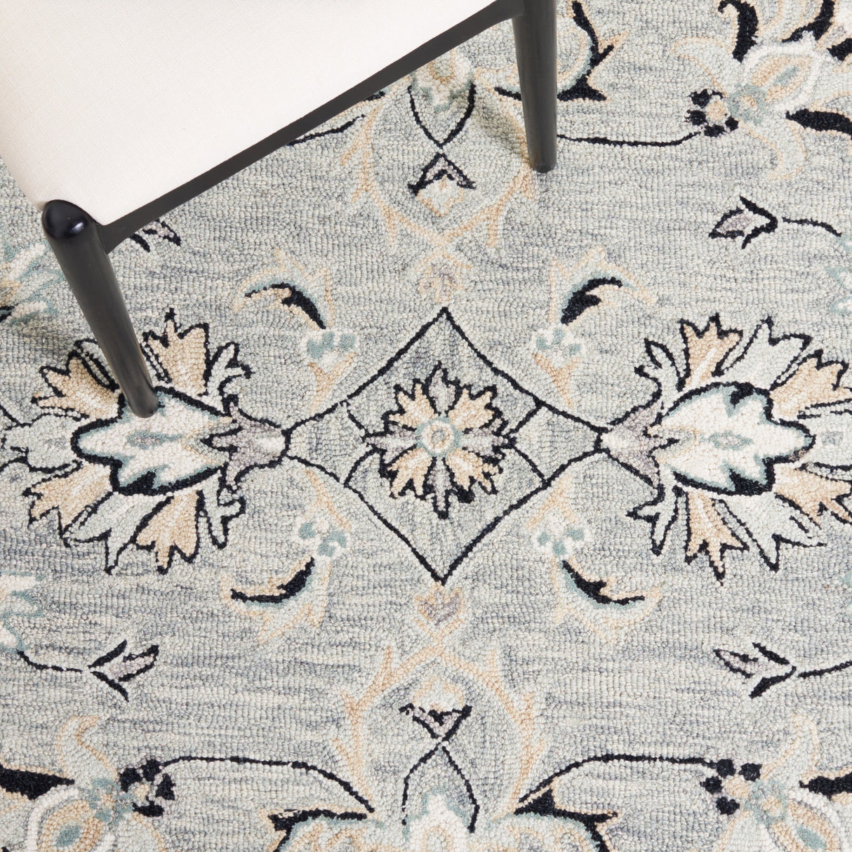 Safavieh Micro Loop Mlp384F Grey/Ivory Rug.