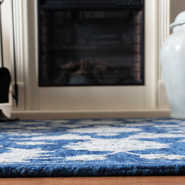 Safavieh Micro-Loop Mlp506N Navy/Grey Rugs.