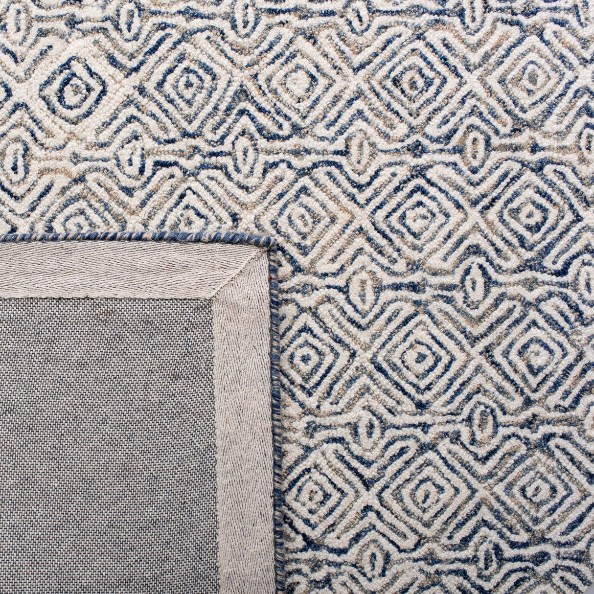 Safavieh Micro-Loop Mlp526N Navy/Ivory Rugs.