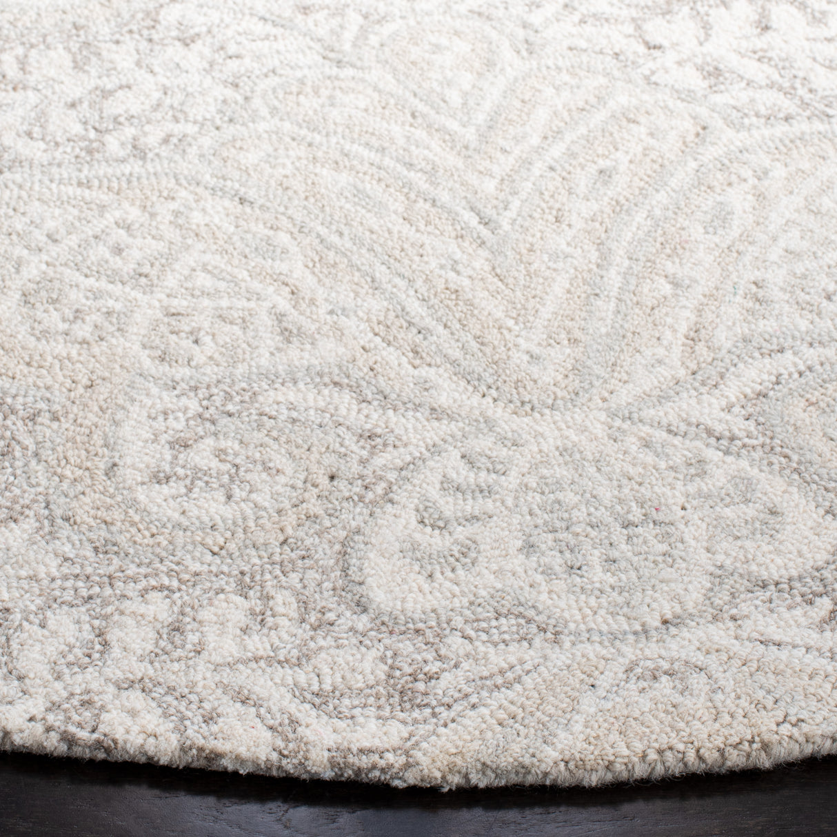 Safavieh Micro-Loop Mlp539B Beige Rugs.