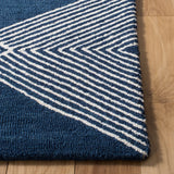 Safavieh Micro-Loop Mlp618N Navy/Ivory Rugs.