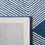 Safavieh Micro-Loop Mlp618N Navy/Ivory Rugs.