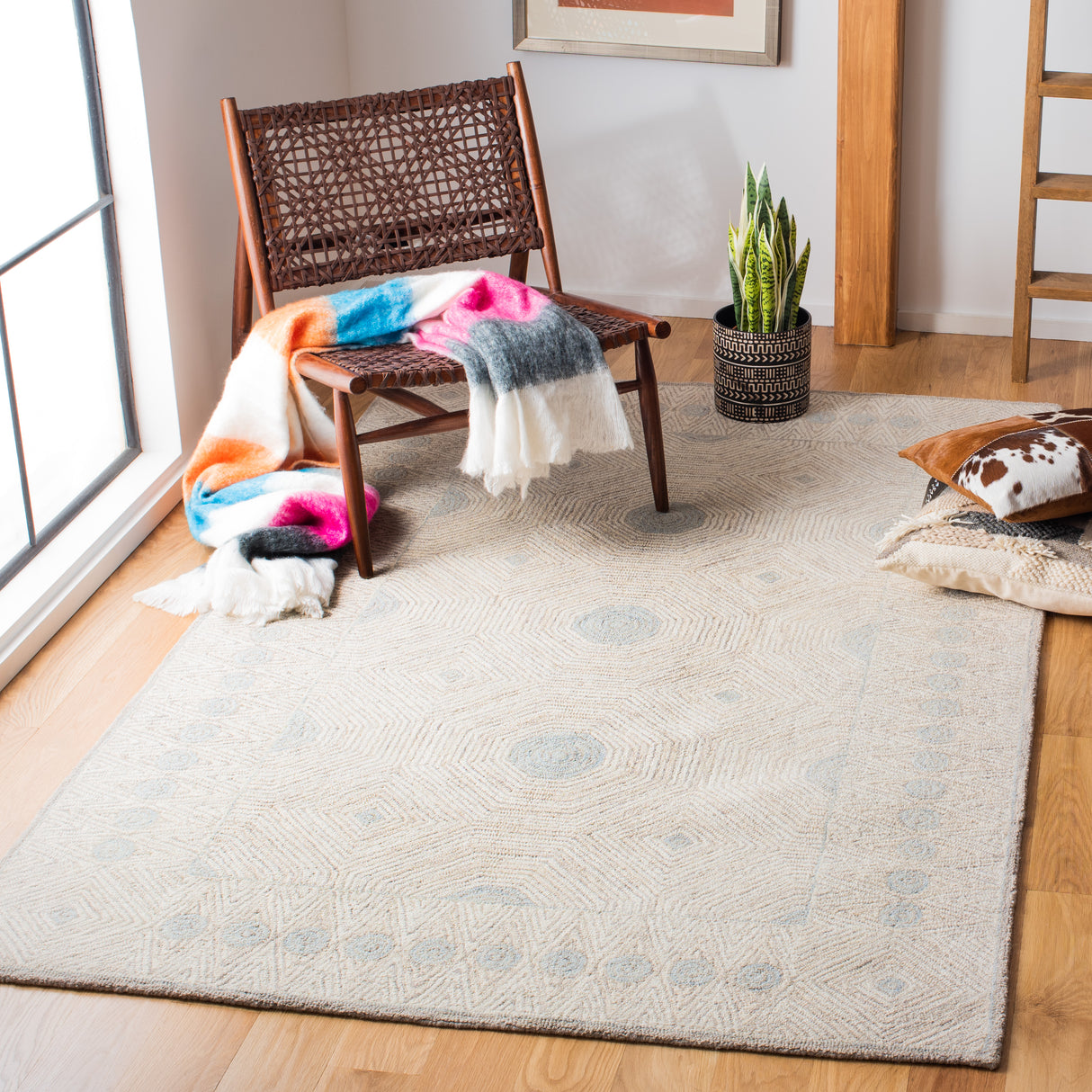 Safavieh Micro Loop Mlp631G Silver/Beige Rug.