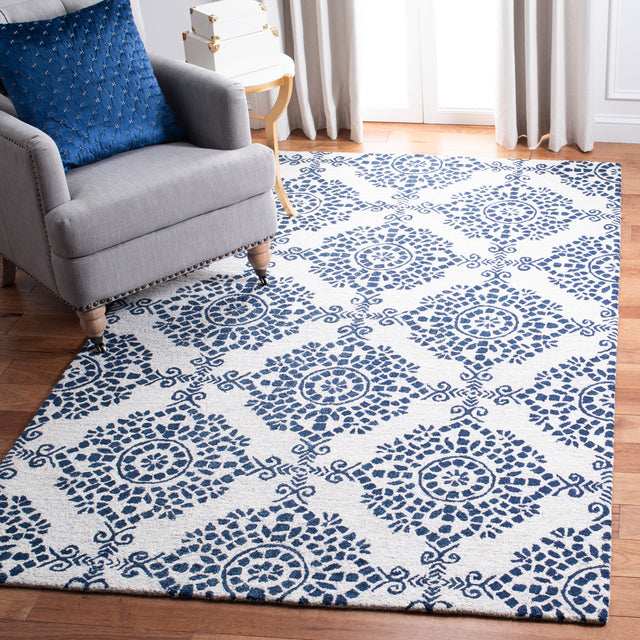 Safavieh Micro-Loop Mlp647A Ivory/Blue Rugs.