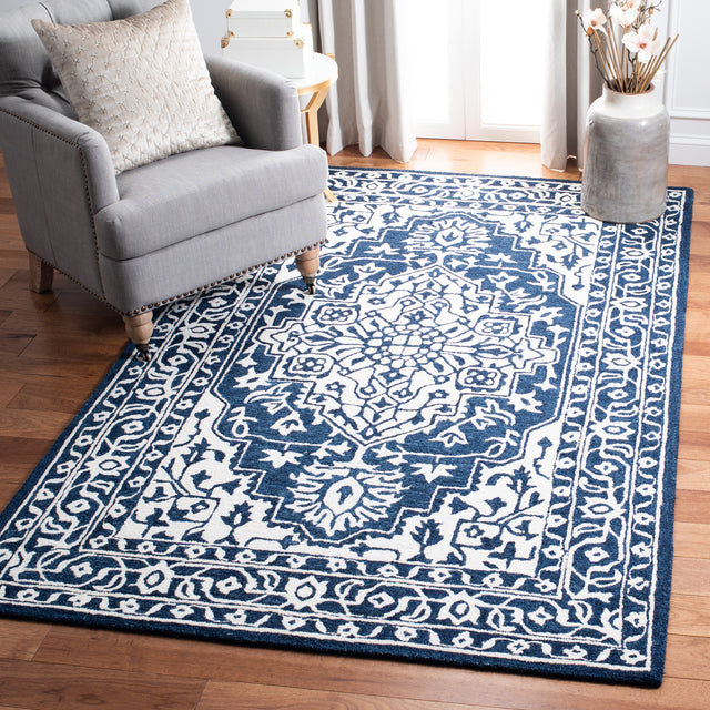 Safavieh Micro-Loop Mlp648N Navy/Ivory Rugs.