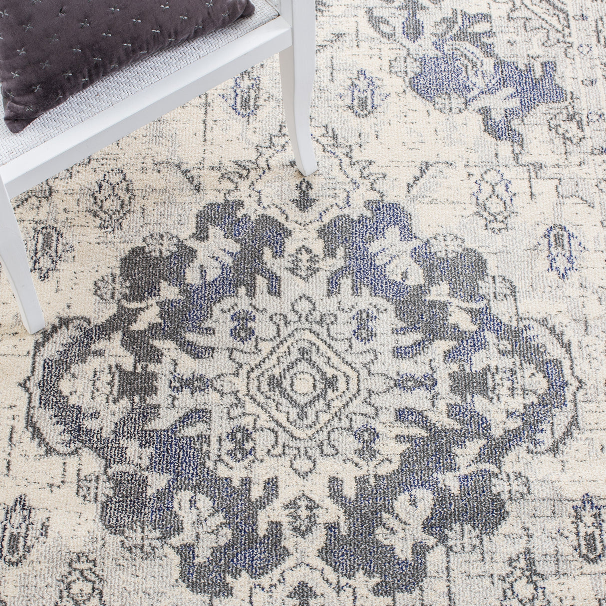 Safavieh Monaco Mnc243B Ivory/Grey Rugs.