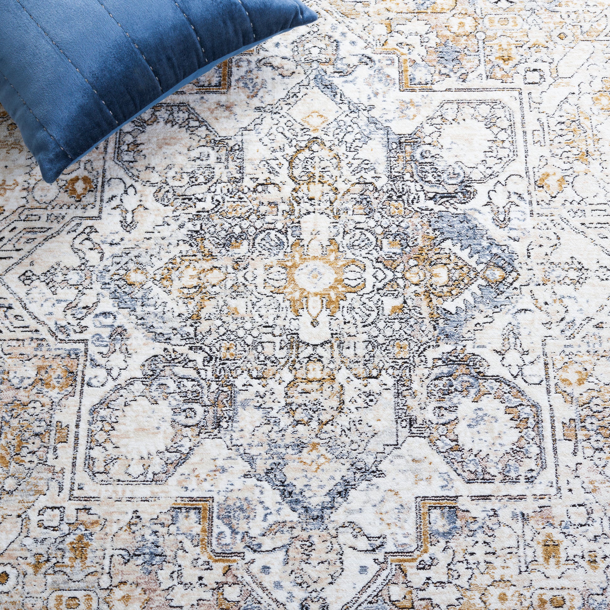 Safavieh Moondust Mnd652A Ivory/Blue Area Rug