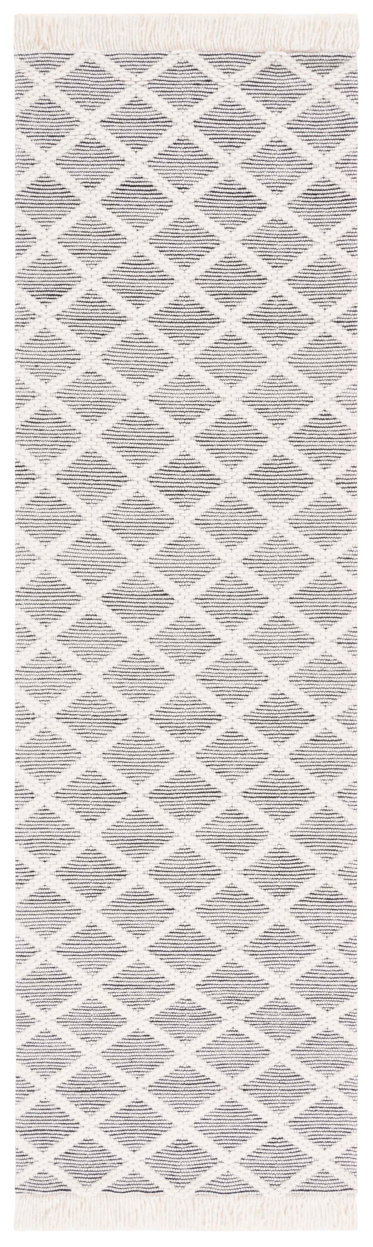 Safavieh Marbella Mrb204A Ivory/Black Rug.