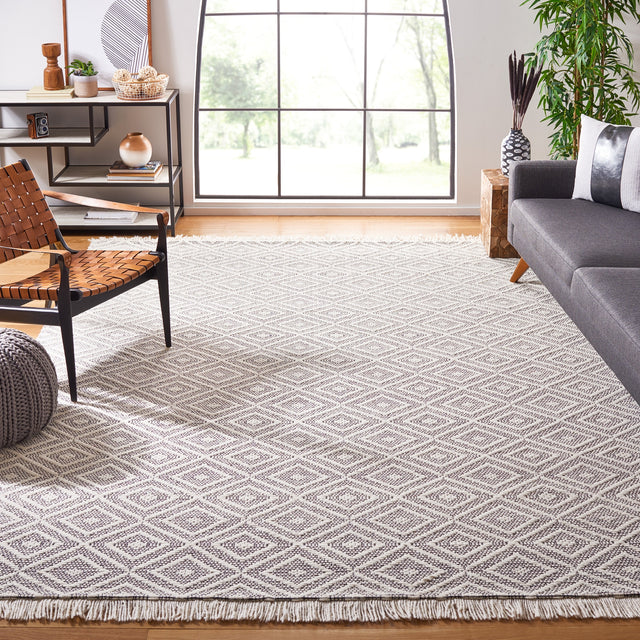 Safavieh Marbella Mrb206Z Ivory/Black Rug.