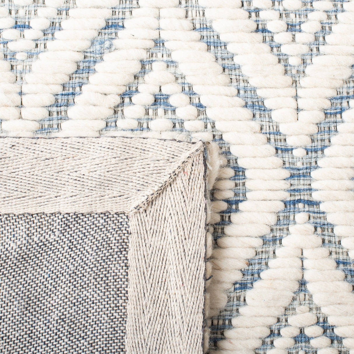 Safavieh Marbella Mrb308M Blue/Ivory Rug.