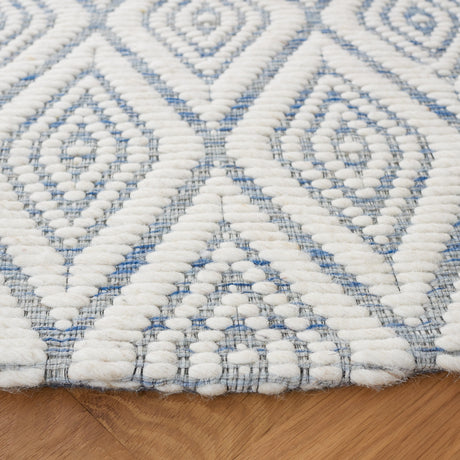 Safavieh Marbella Mrb308M Blue/Ivory Rug.