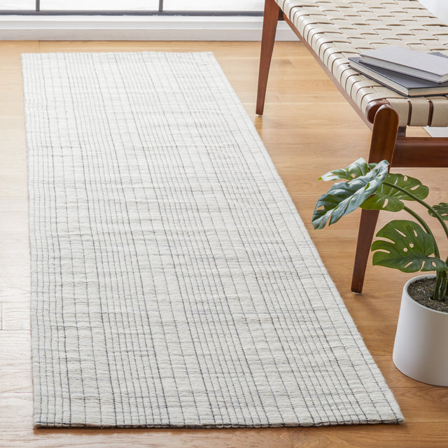 Safavieh Marbella Mrb309F Light Grey/Beige Rug.