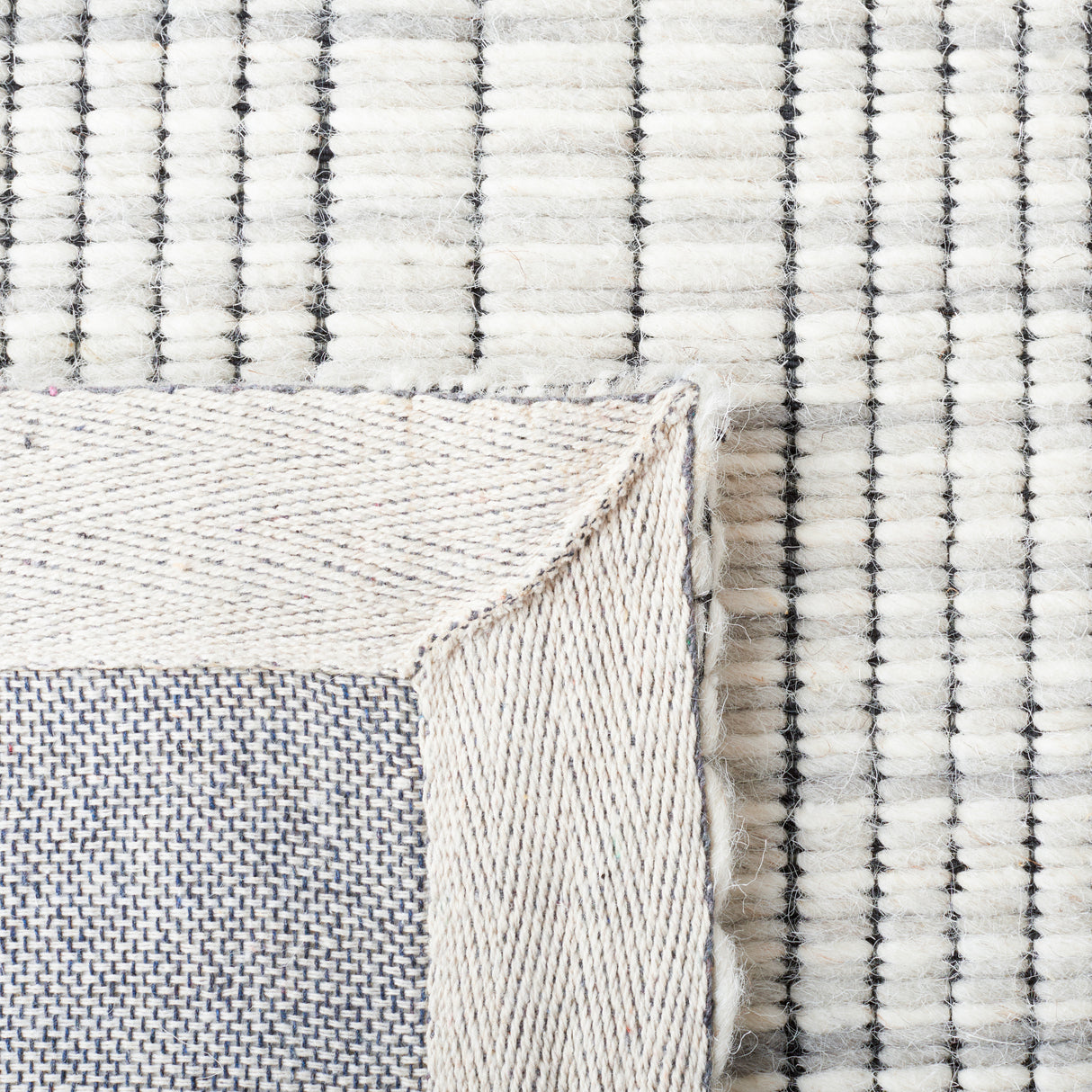Safavieh Marbella Mrb309F Light Grey/Beige Rug.