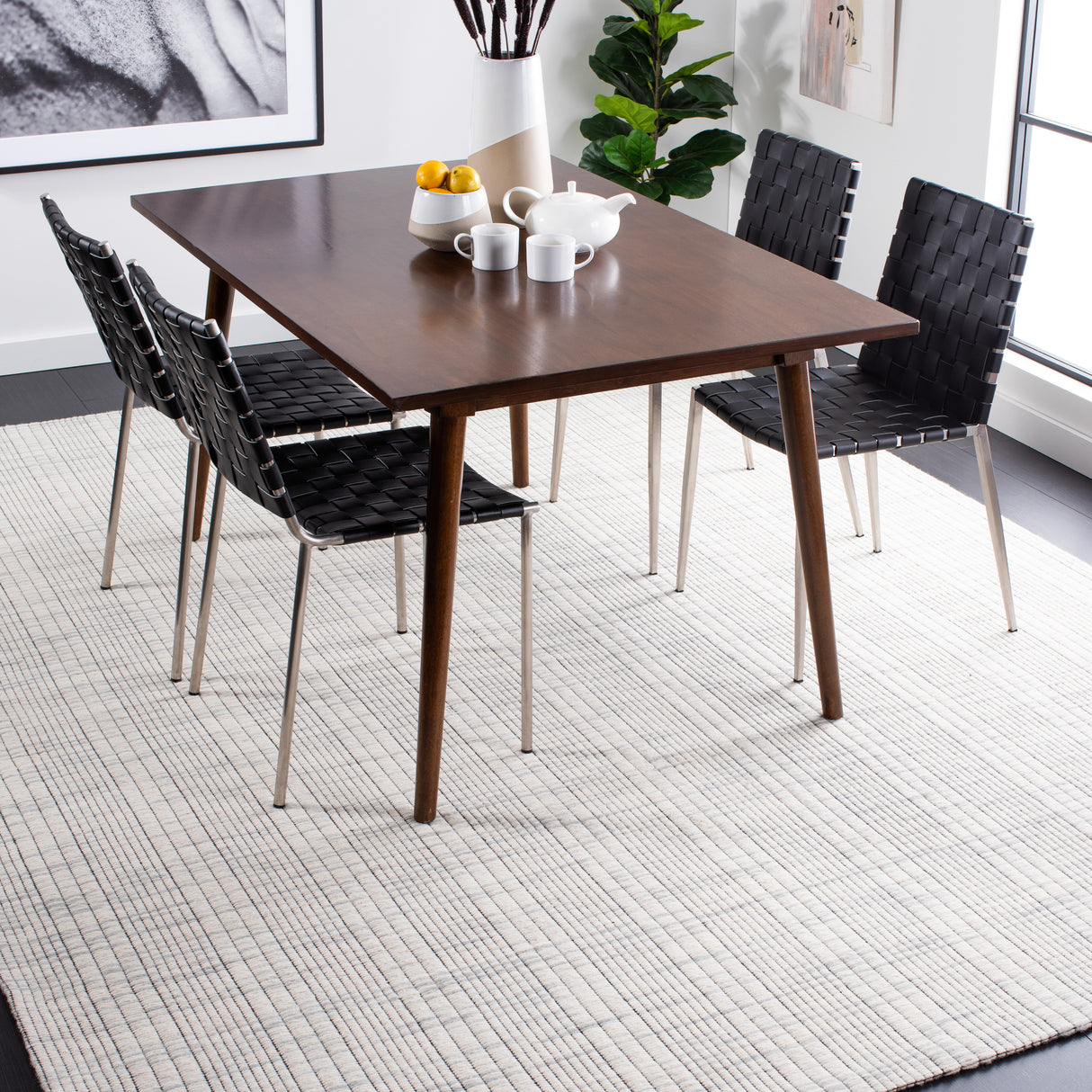 Safavieh Marbella Mrb309F Light Grey/Beige Rug.