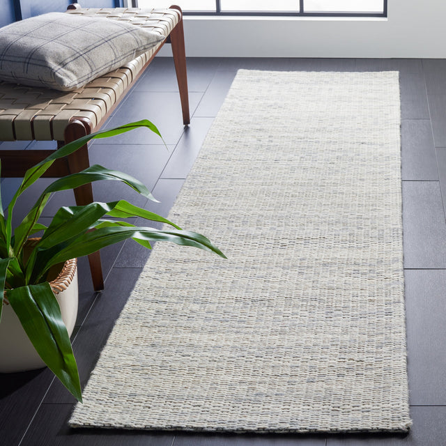 Safavieh Marbella Mrb311G Light Grey Rug.