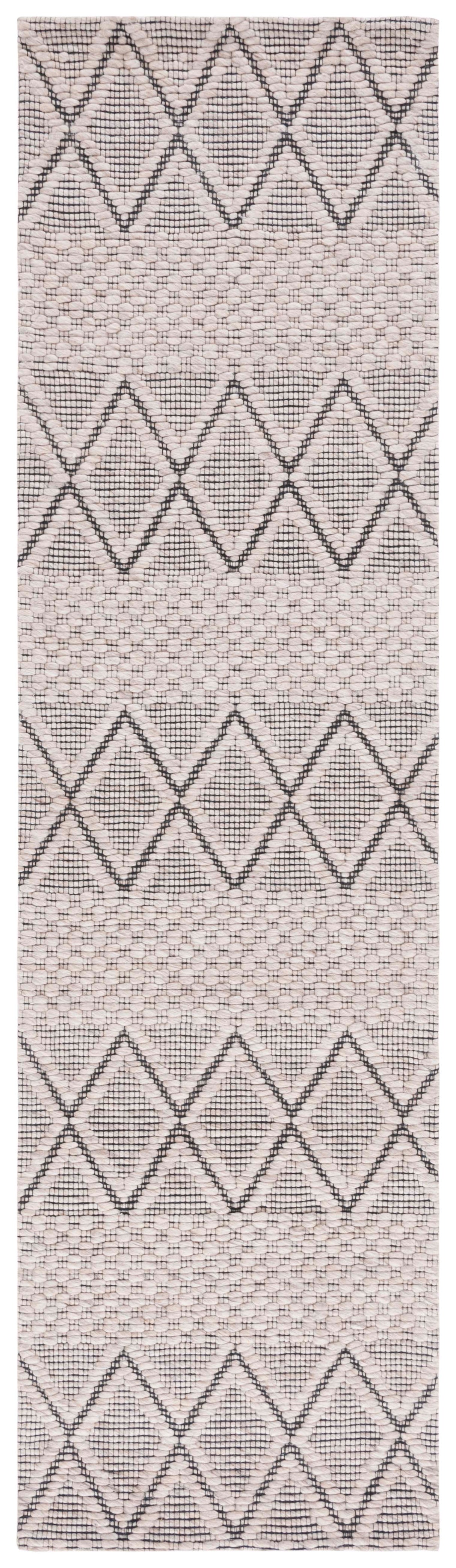 Safavieh Marbella Mrb320G Silver/Black Rug.