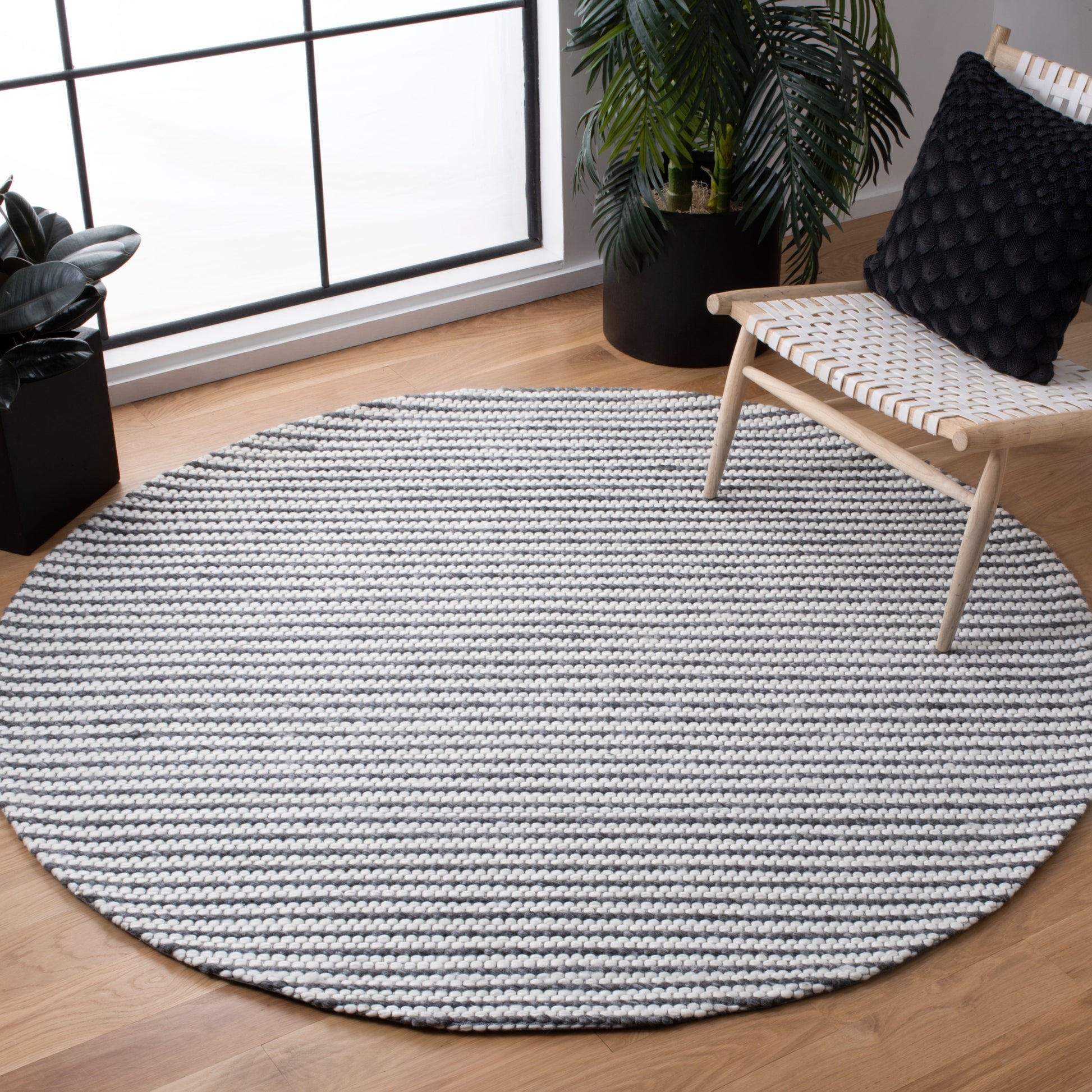 Safavieh Marbella Mrb392H Charcoal/Ivory Area Rug