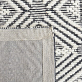 Safavieh Marbella Mrb451A Ivory/Black Rug.
