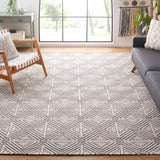 Safavieh Marbella Mrb451A Ivory/Black Rug.
