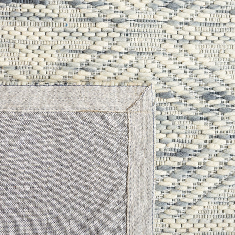 Safavieh Marbella Mrb452F Dark Grey/Beige Rug.