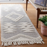 Safavieh Marbella Mrb477A Ivory/Black Rug.