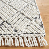 Safavieh Marbella Mrb478A Ivory/Black Rug.