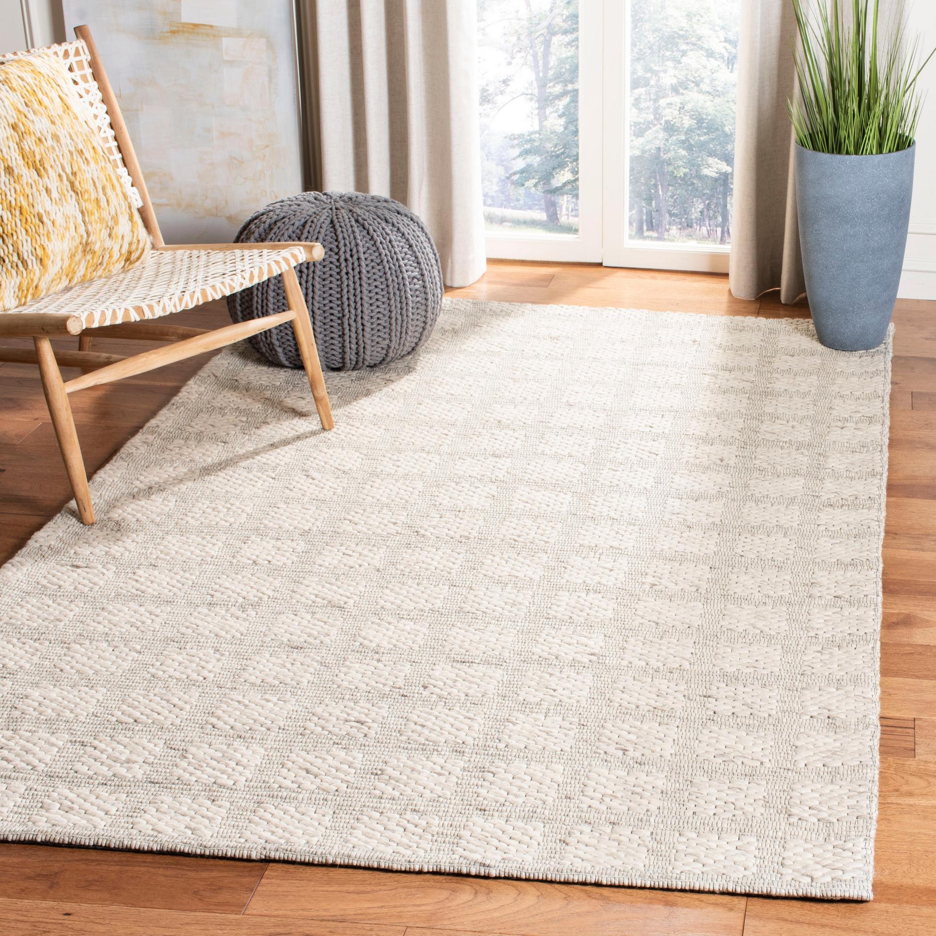 Safavieh Marbella Mrb525B Beige Area Rug