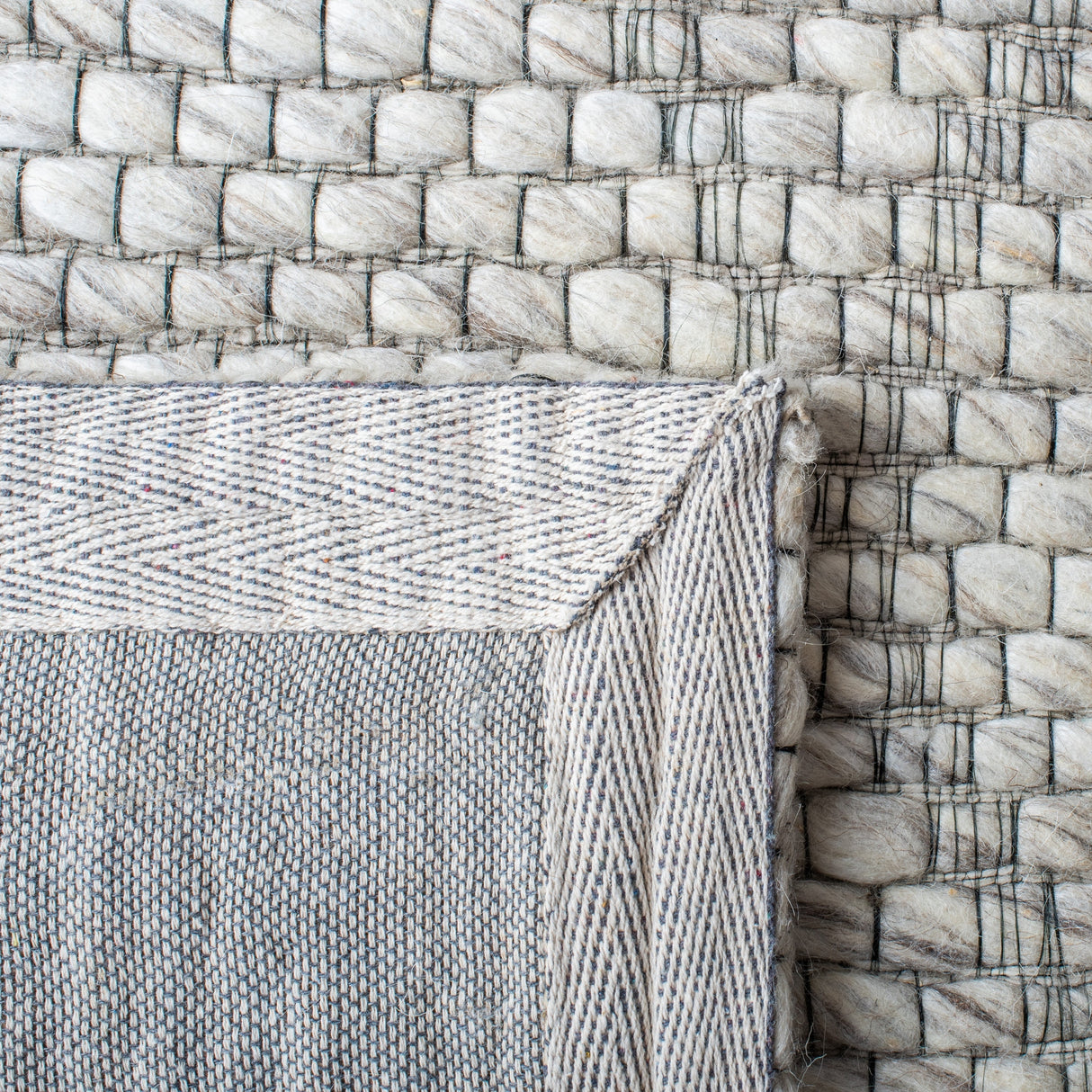 Safavieh Marbella Mrb551B Beige Rugs.